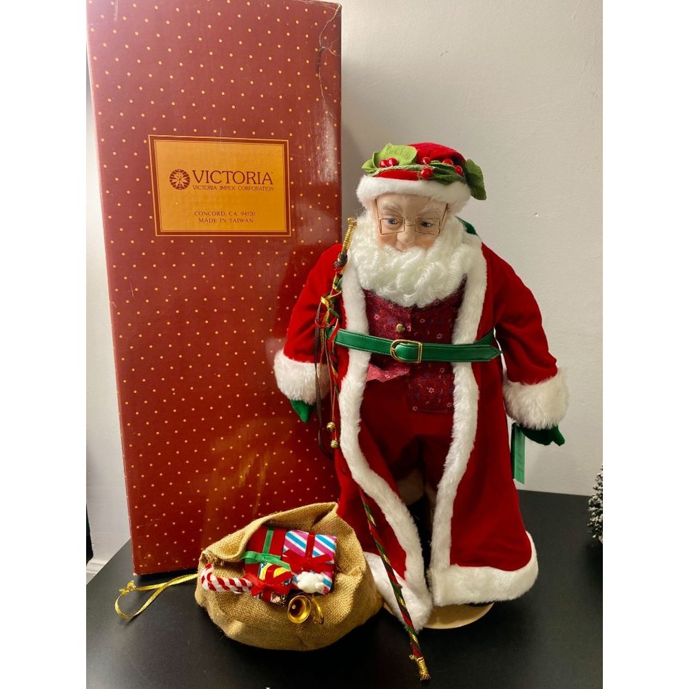 Santa Claus, Victoria's‎ Collectibles, about 20" Tall, w original BOX, lovely